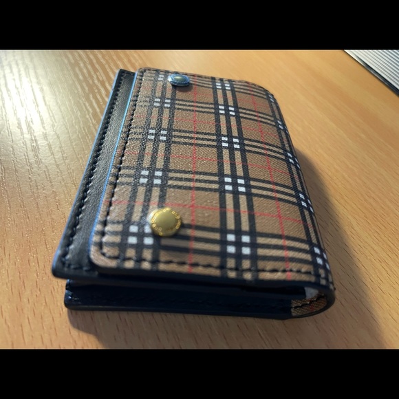 Burberry Wallet - Picture 3 of 5